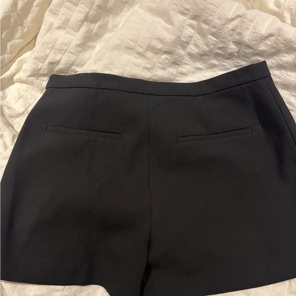 ARITZIA BABATON SKORT - size 8 - Picture 3 of 3